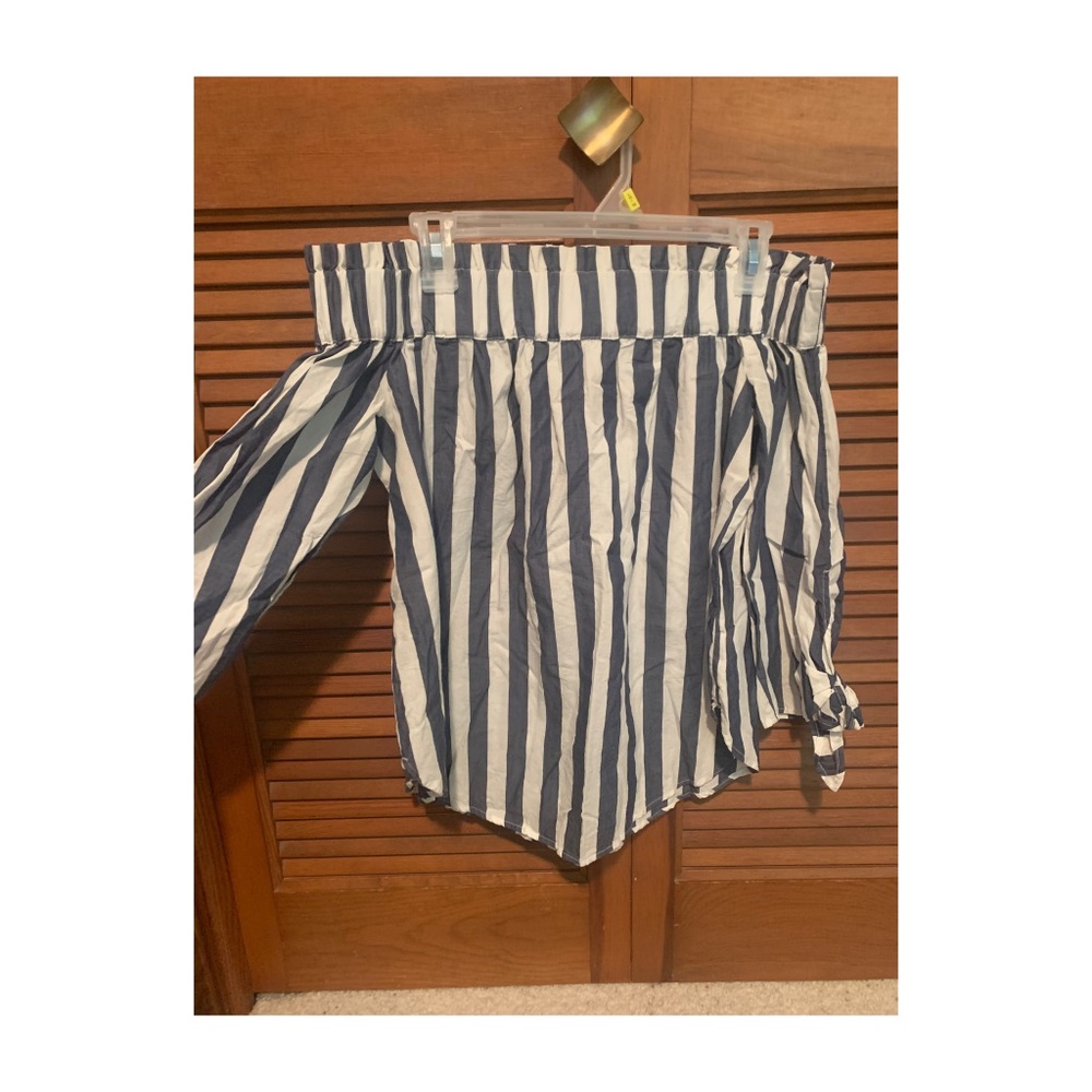 Off the shoulder Blouse